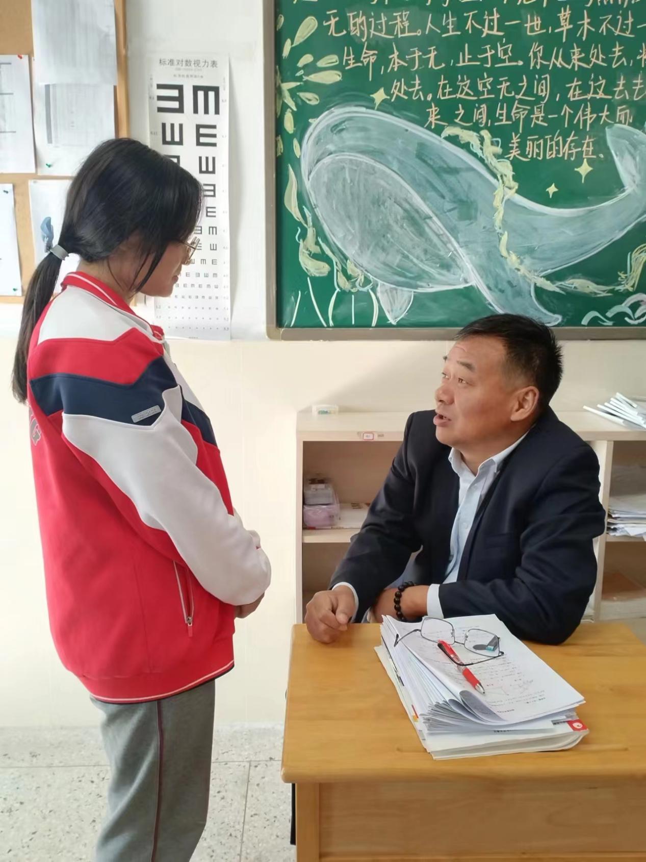 党员故事——张学祥_html_m3d4ecc15.jpg