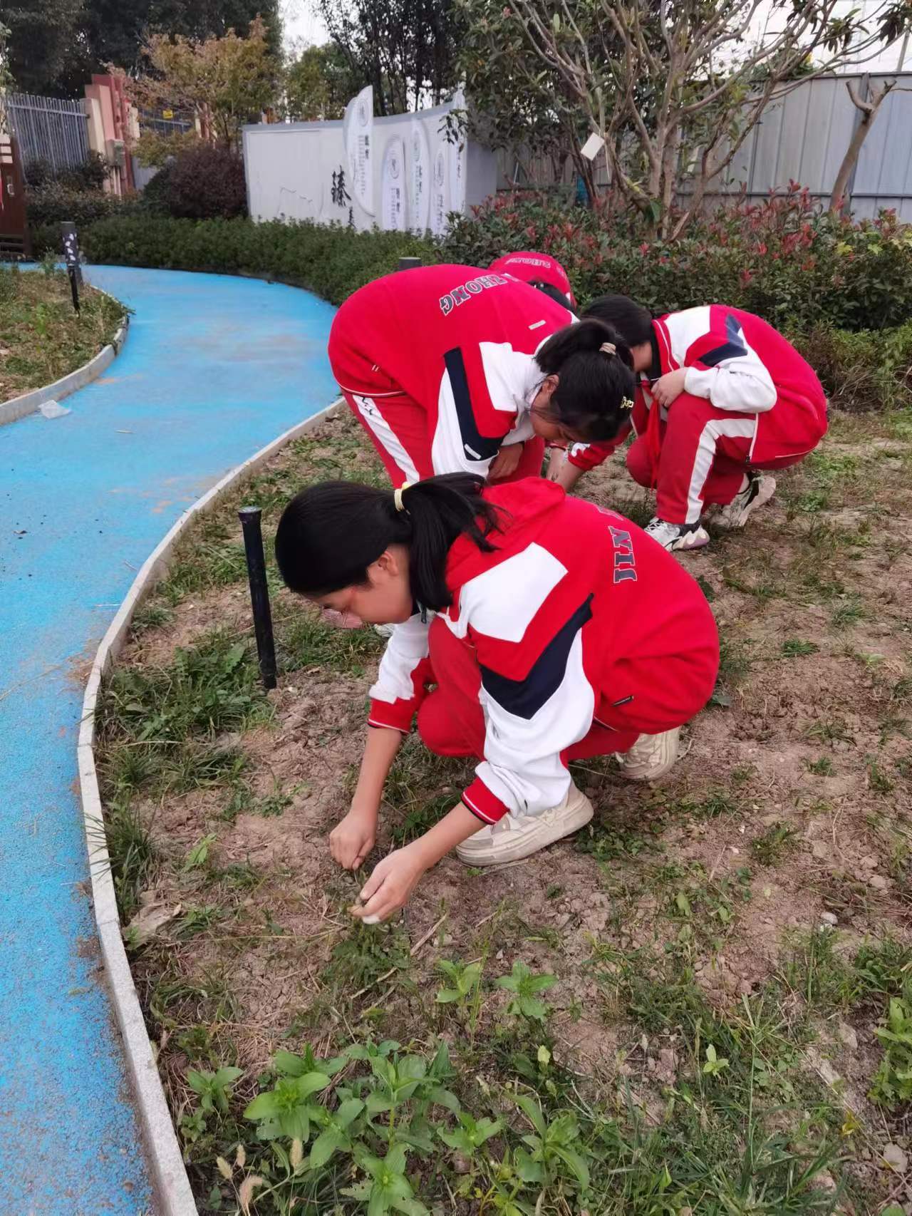 新建 DOC 文档_html_154271c.jpg