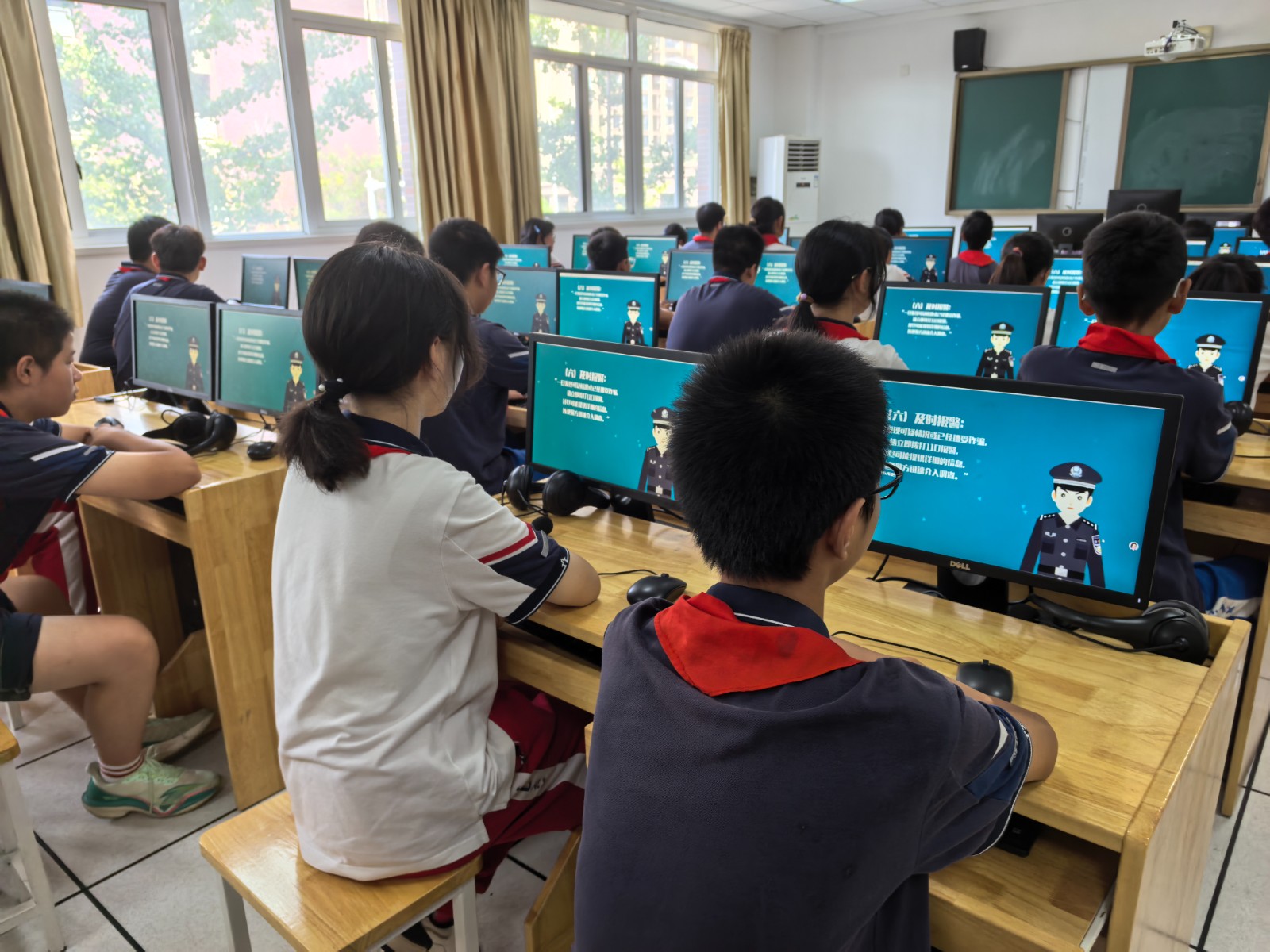 观看直播5.jpg 观看直播5.jpg