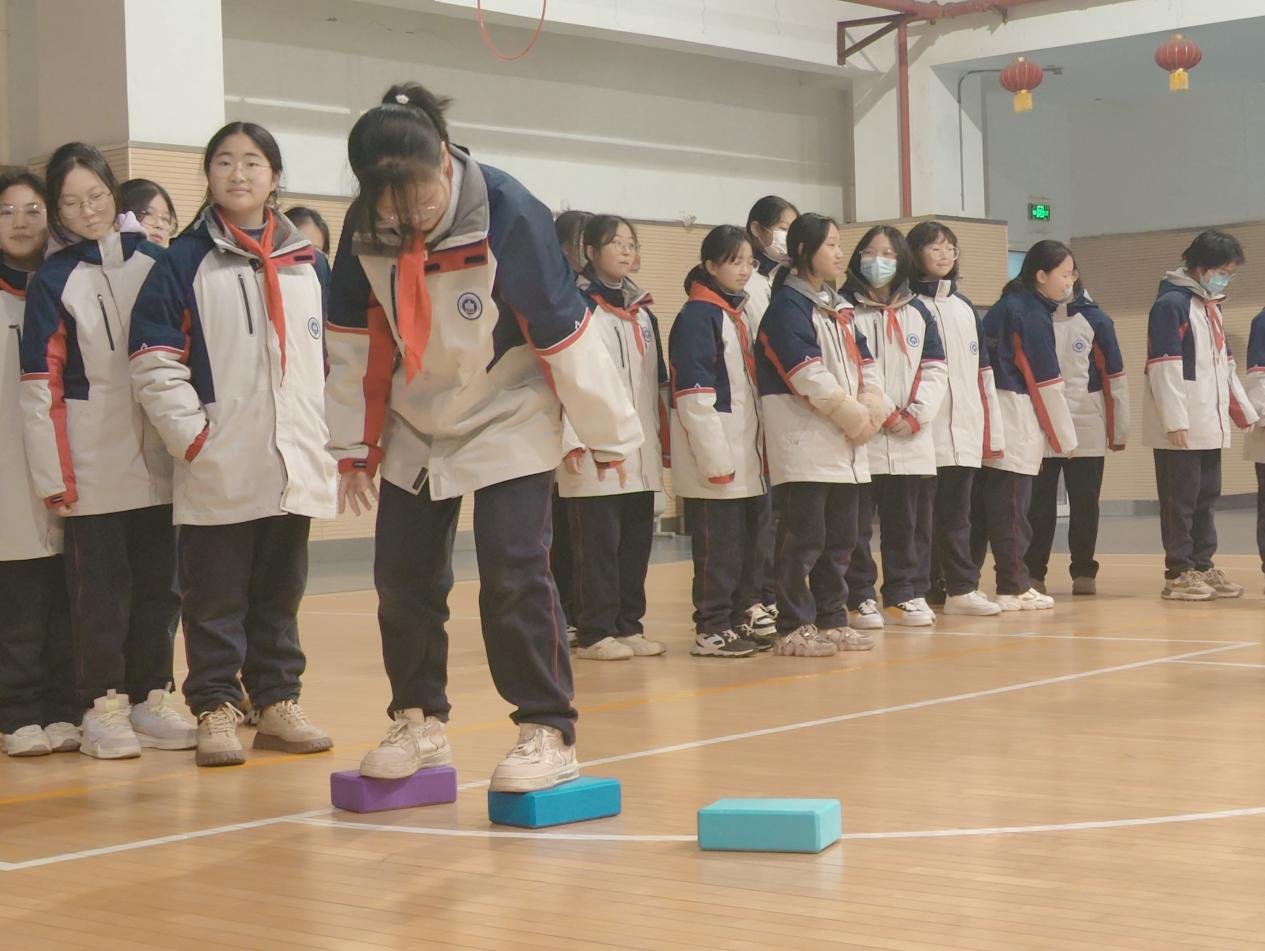 趣味运动会_html_m5356019b.jpg
