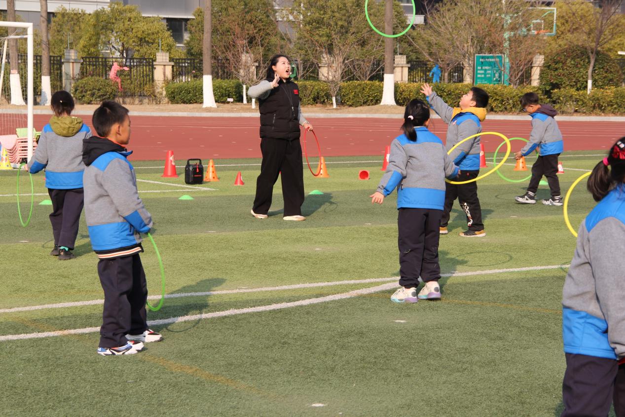 20241226强化基础体适能教学，助力学生体质健康成长----南京市小学体育教研活动(1)_html_m69659533.jpg