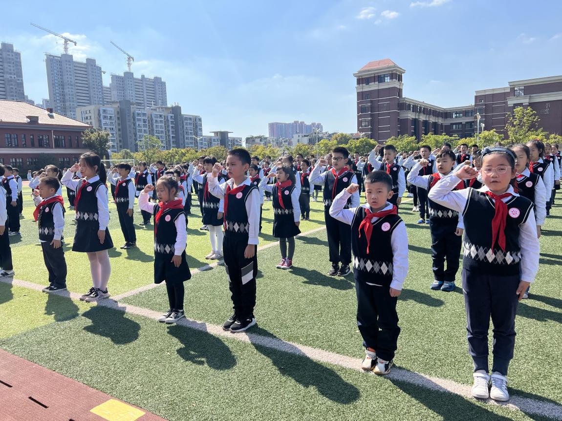 第二批次入队仪式新闻稿_html_m26163f02.jpg