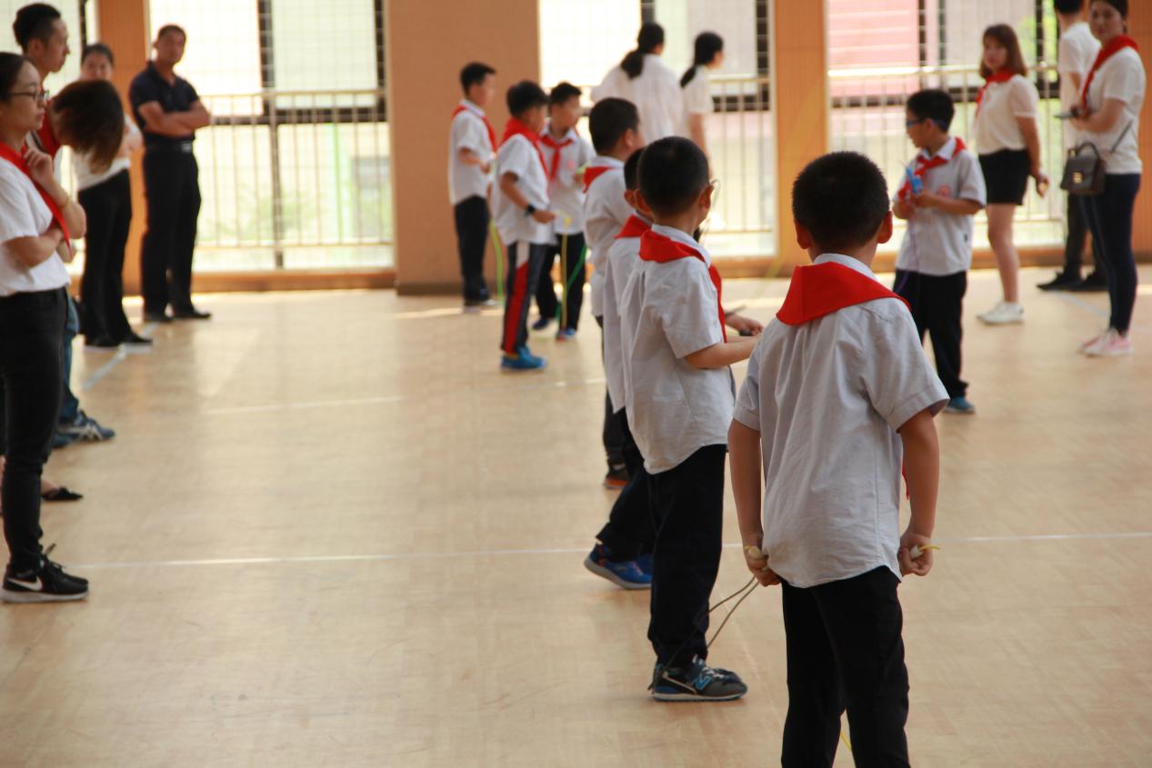 【知行晓庄】晓庄小学一分钟跳短绳比赛