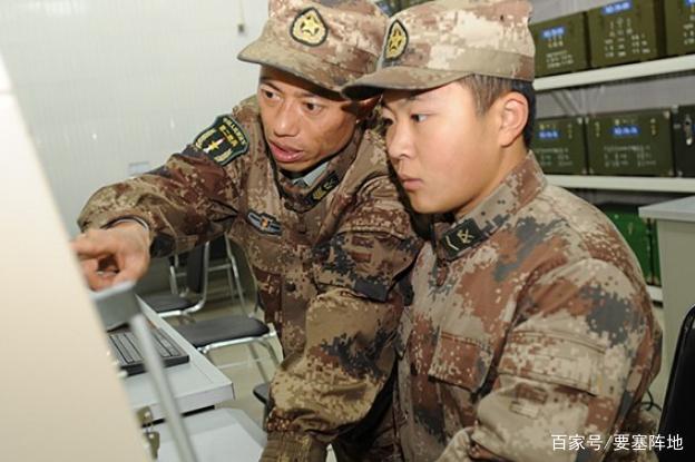 八一勋章第三期_html_m2466171f.jpg
