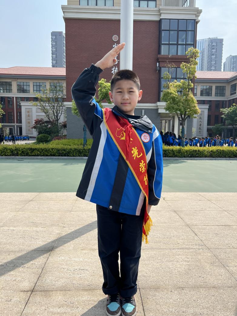 第十周新闻稿_html_1f09cd20.jpg