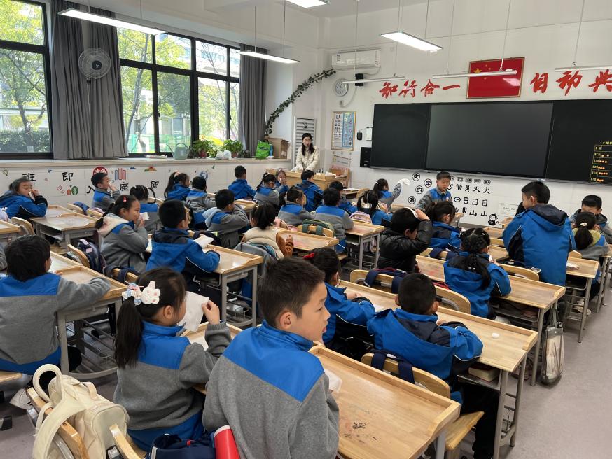 20250321消防应急演练报道_html_m25ba83b.jpg