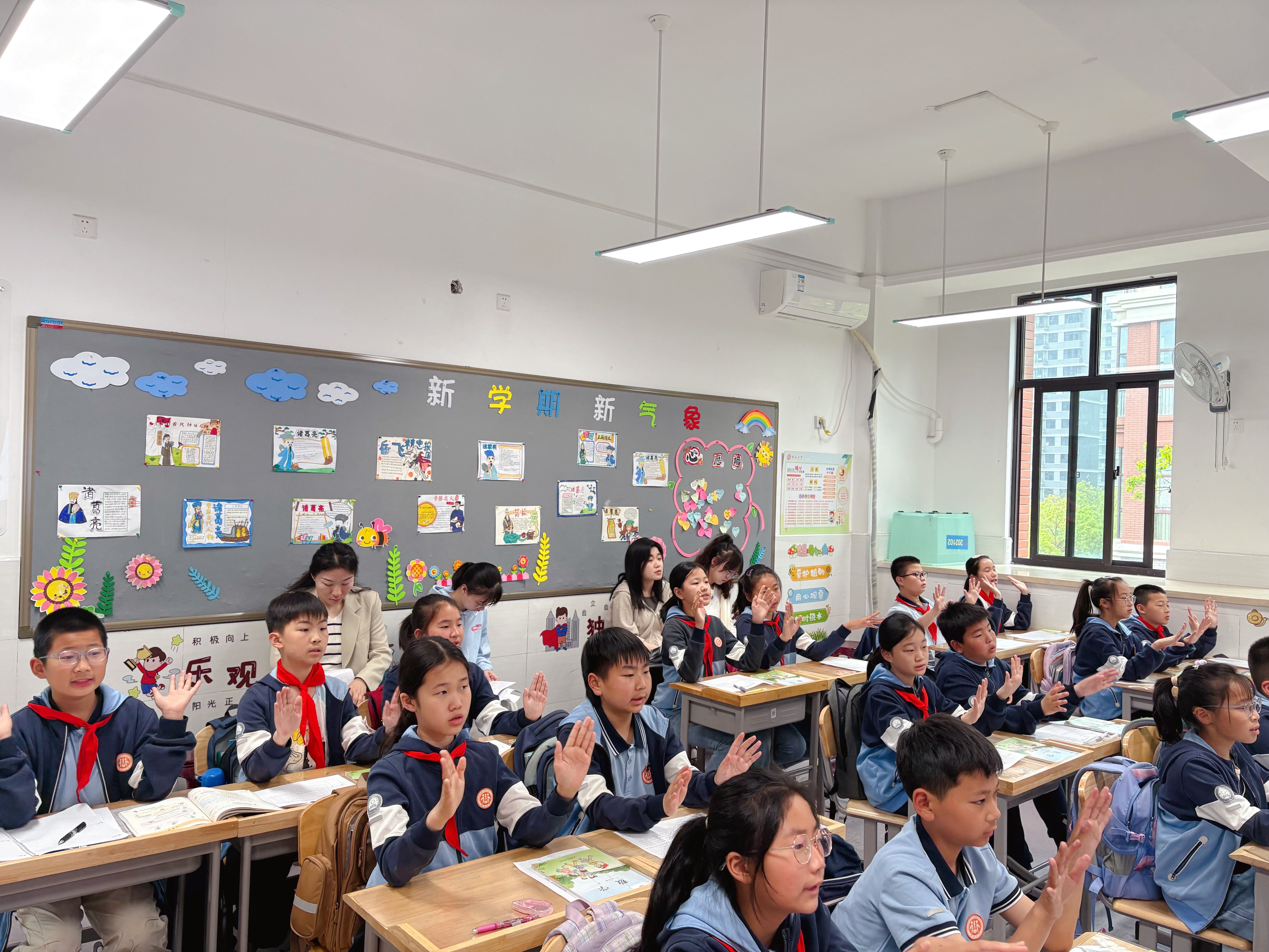 践行“小先生制”，构建“自动课堂”——南京市晓庄小学中数学组校本教研活动_html_c38864c.jpg