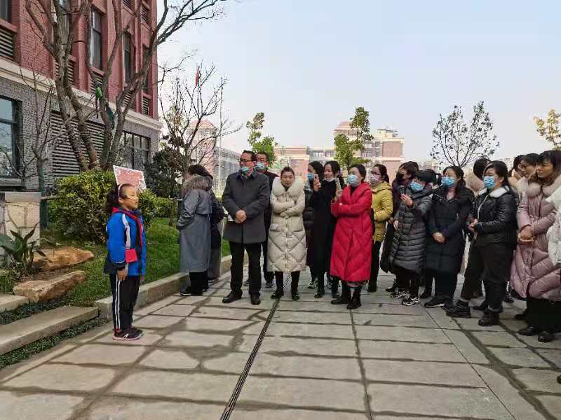 河南参观_html_26e39382.jpg