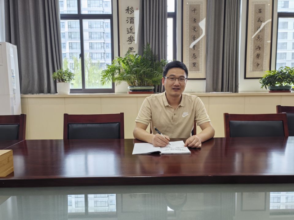 20250604六年级会议暨一模分析会_html_7d734f14.jpg