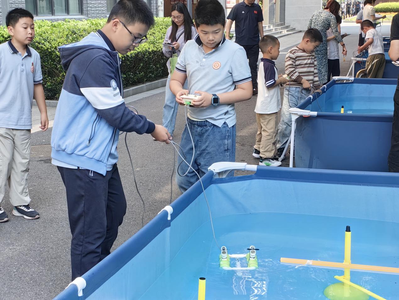 水上机器人比赛2025.5.25(1)_html_2c38adc4.jpg
