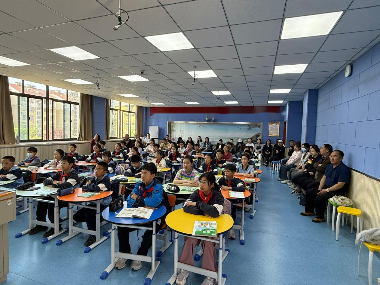 20250501南京市晓庄小学4月教育教学简报_html_6b0ef999.png