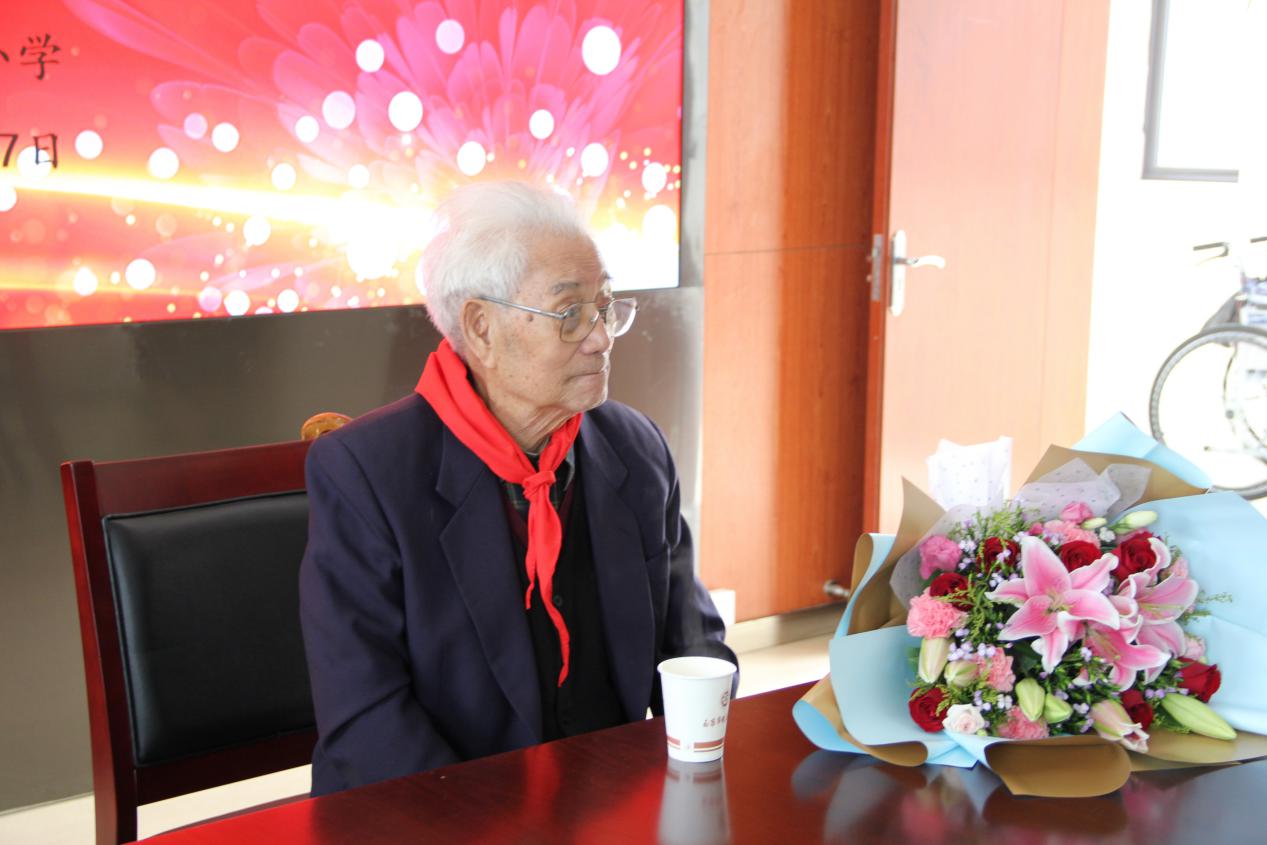 新闻稿10.27_html_9153c32.jpg