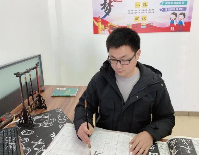陶心书社第87期_html_m4b3aa4df.jpg