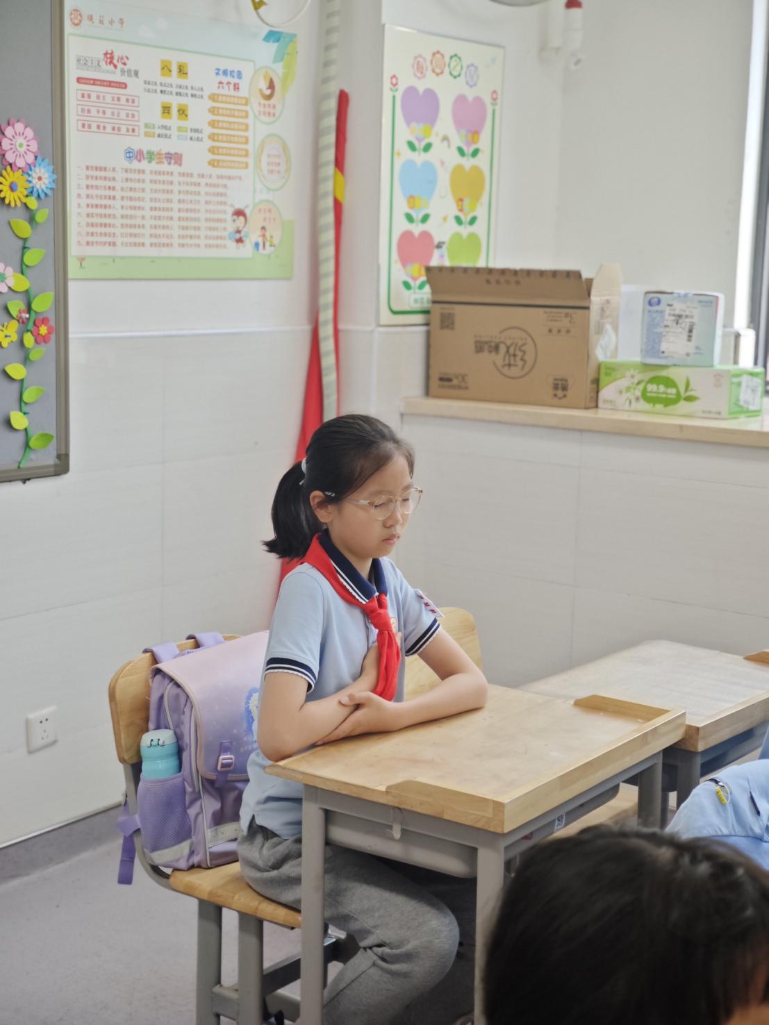 珍爱生命 快乐成长——记南京市晓庄小学行知校区心理健康教育月活动_html_m5d5b5be5.jpg