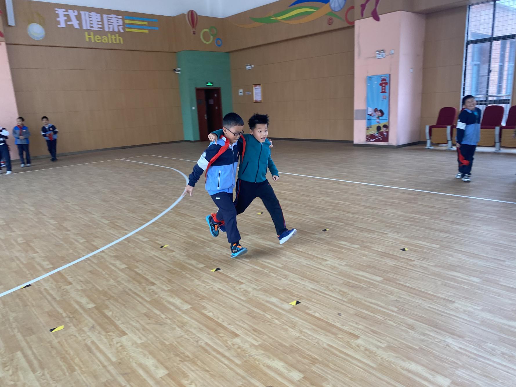 党建1_html_3c026266.jpg