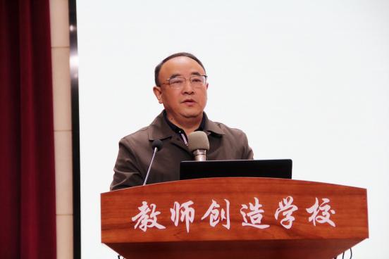 一年级家长会新闻稿_html_2c2792ae.jpg