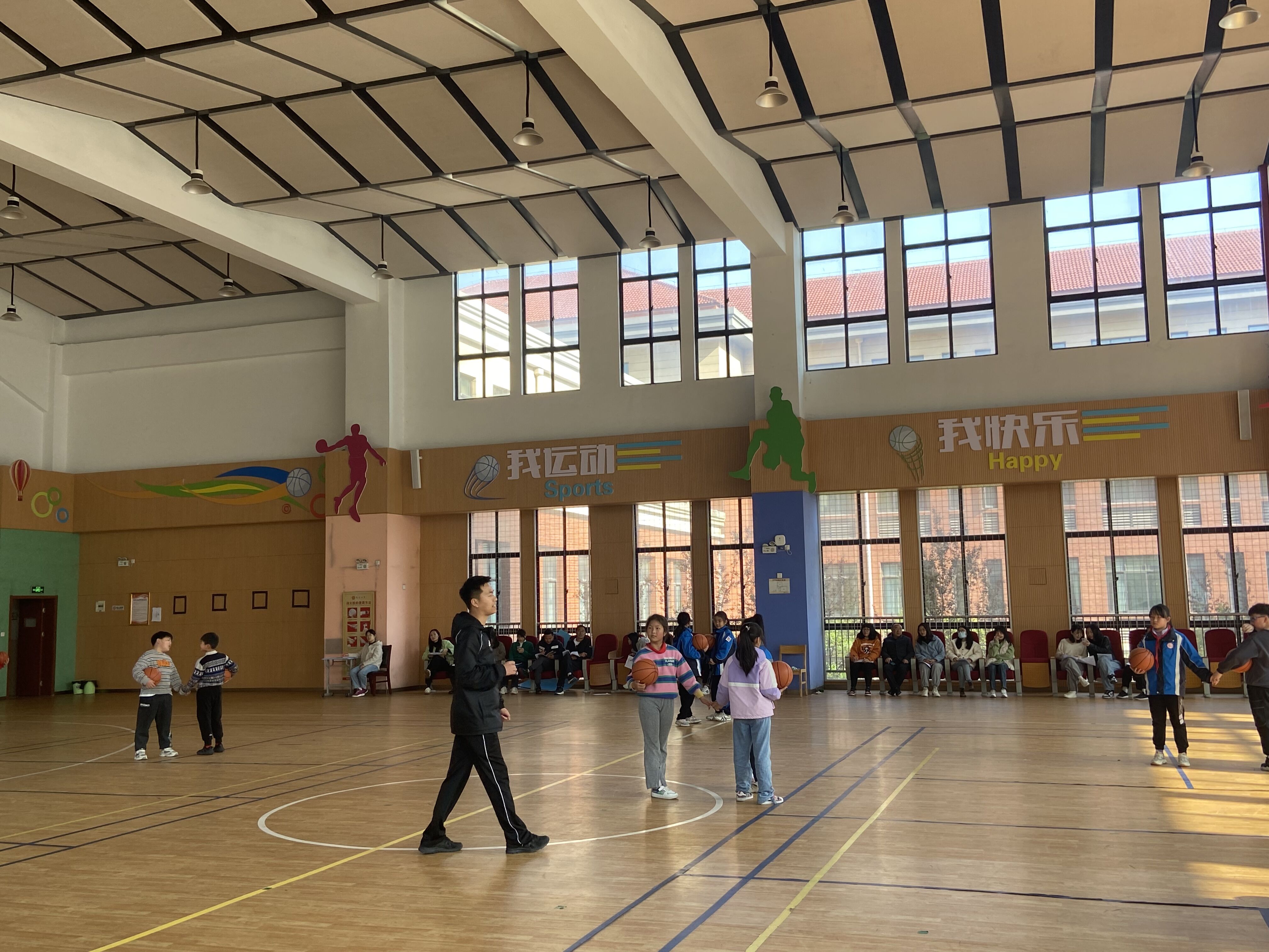 【知行晓庄】篮球展风采，教研促成长——南京市晓庄小学体育组校本研修暨大组课展示活动
