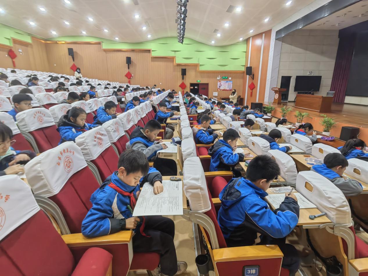 20231208第35届江苏省中小学生金钥匙科技竞赛小学个人初赛_html_m1310aabb.jpg
