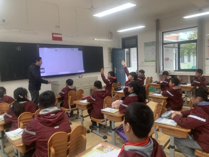 关注幼小衔接，注重学科育人(1)_html_3a8fc3ee.jpg
