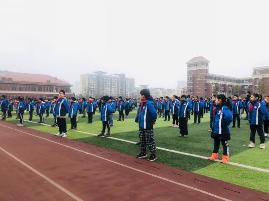 结业典礼新闻稿_html_m43dbe511.jpg