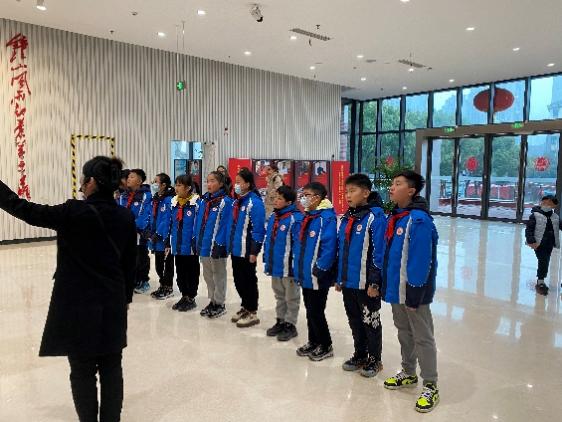 20240207   12.追寻红色足迹 树立远大理想_html_m4e24edfc.jpg