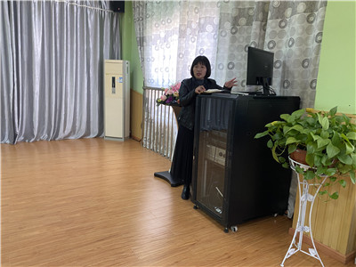 赵园长1.JPG