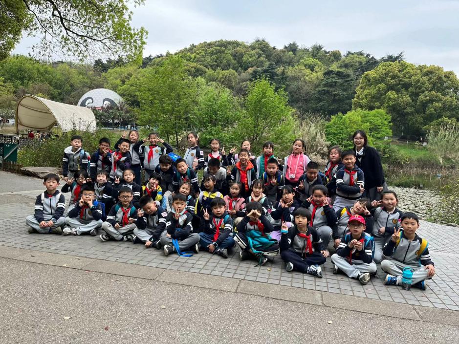 春游新闻稿_html_m7d585d9a.jpg