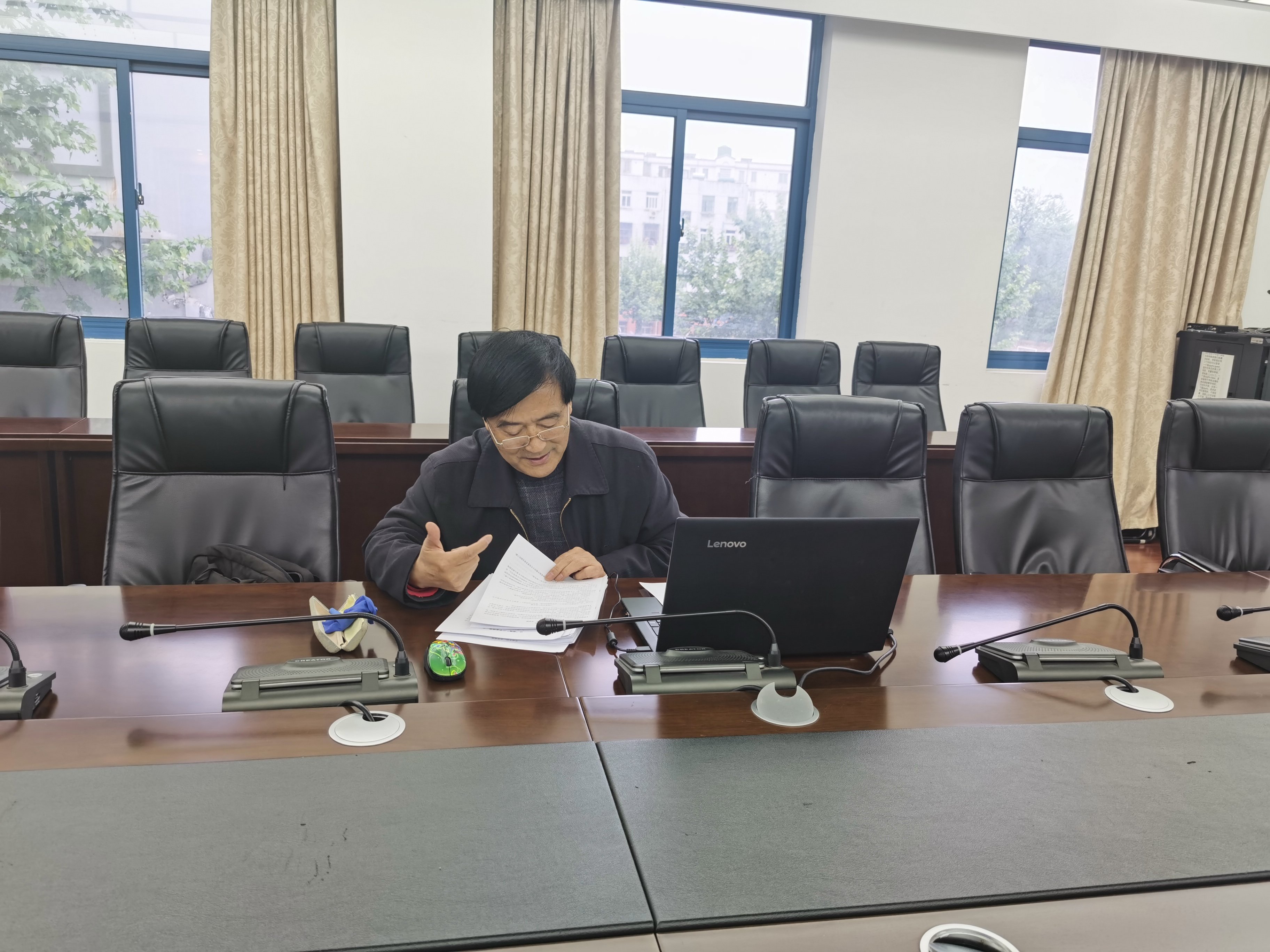 专家引领指导 助推案例写作_html_38de3e38.jpg
