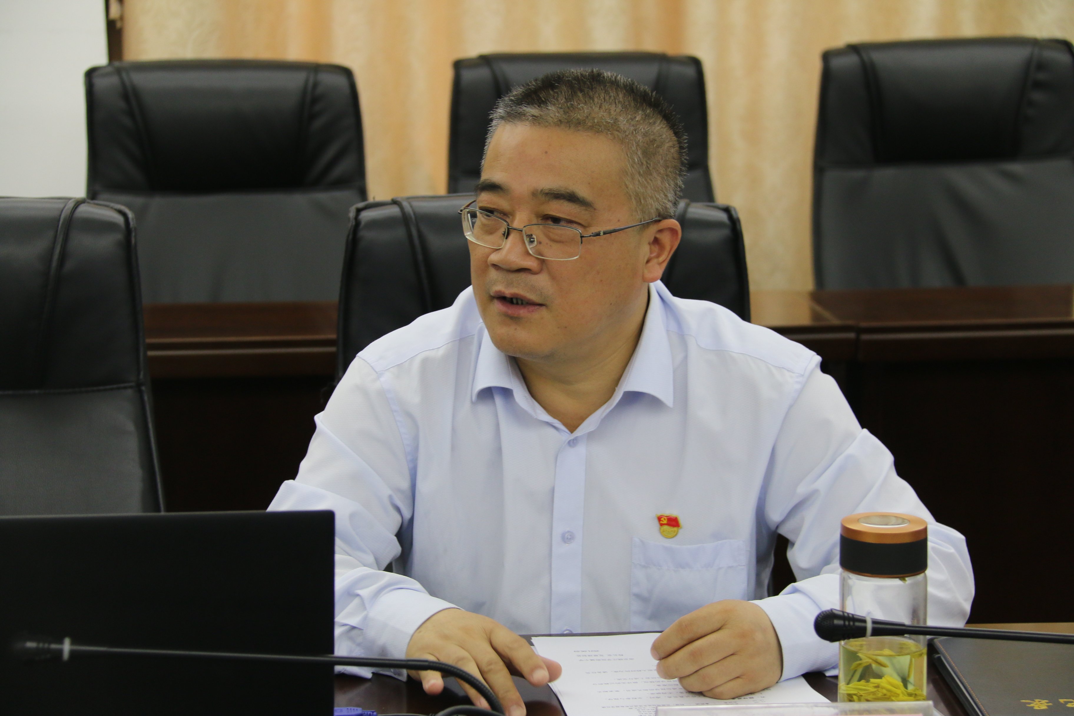 科研视导明方向，精准把脉提质量_html_m347bccd5.jpg