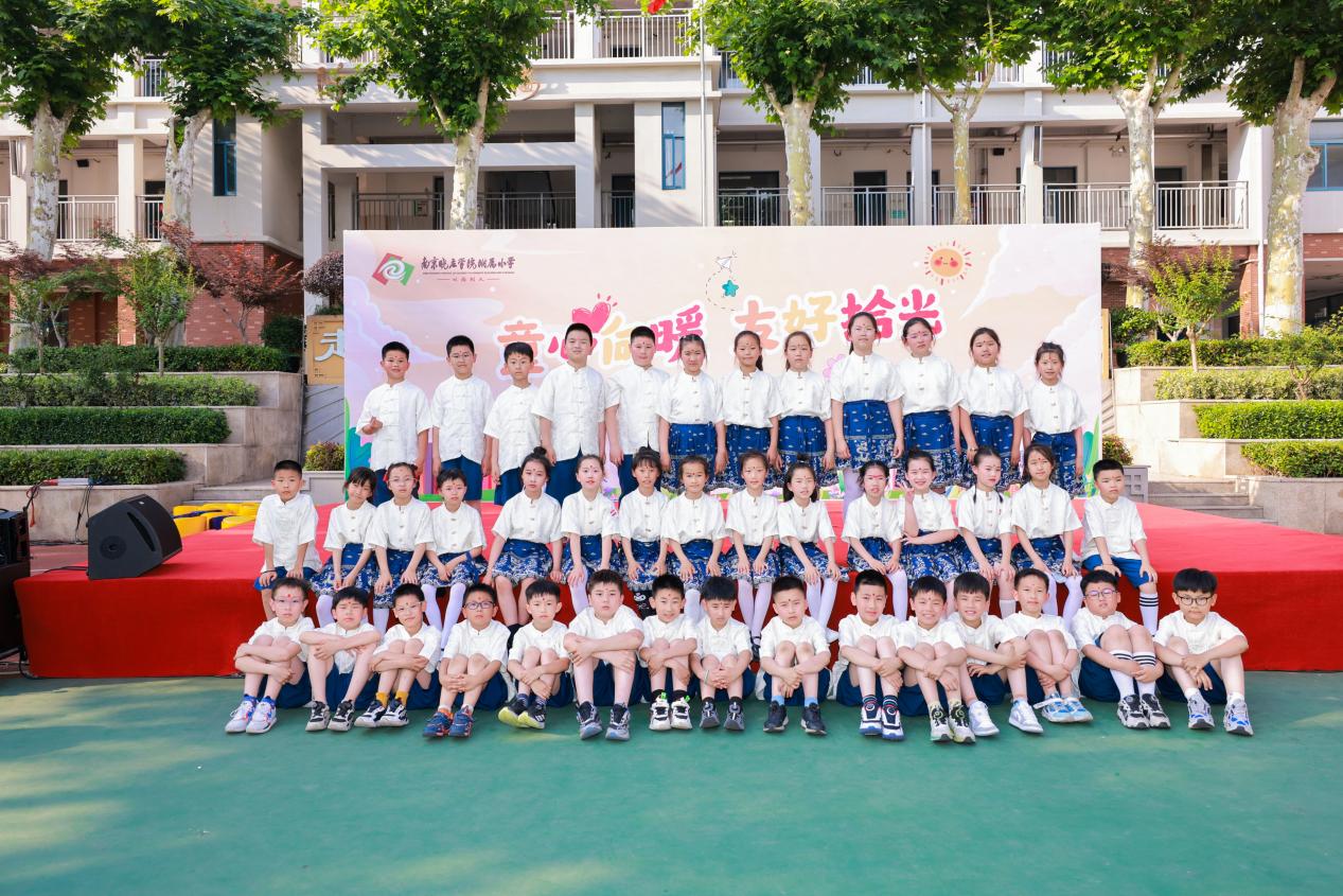 新建 DOCX 文档_html_24863a54.jpg