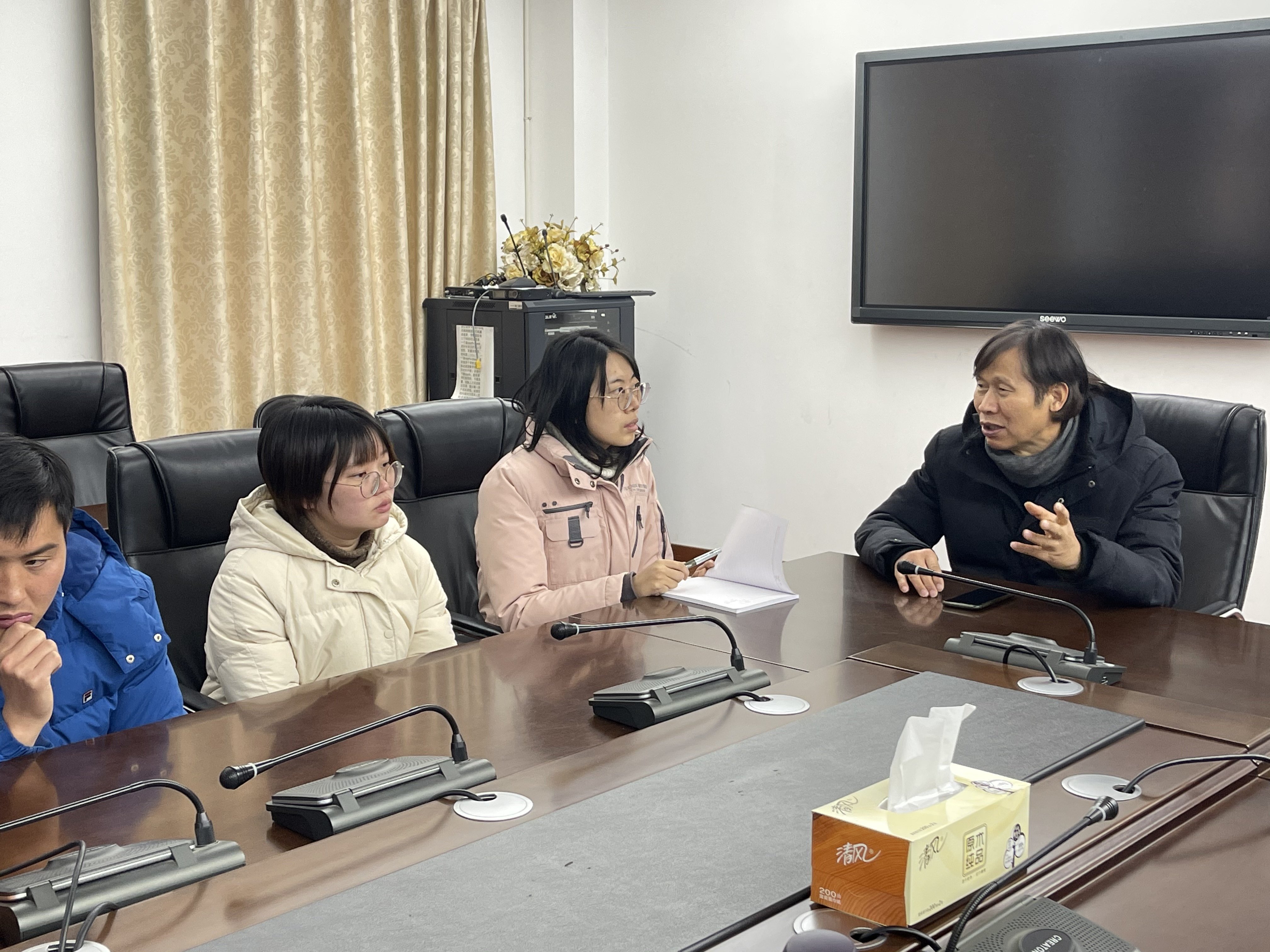 教坛新秀会议新闻稿_html_32a62483.jpg
