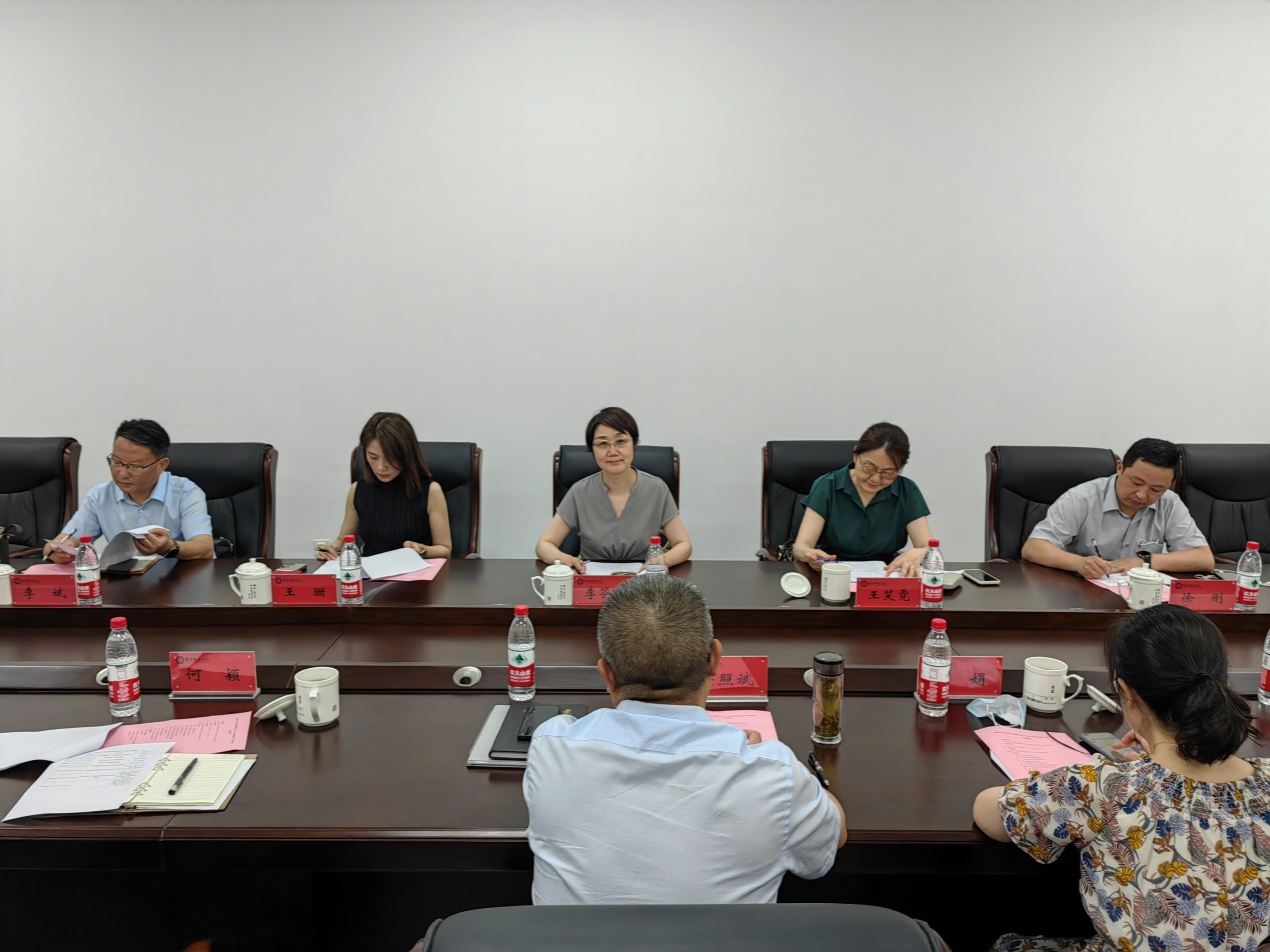 召开第八届“宁台行知教育论坛”筹备会_html_620c3046.jpg