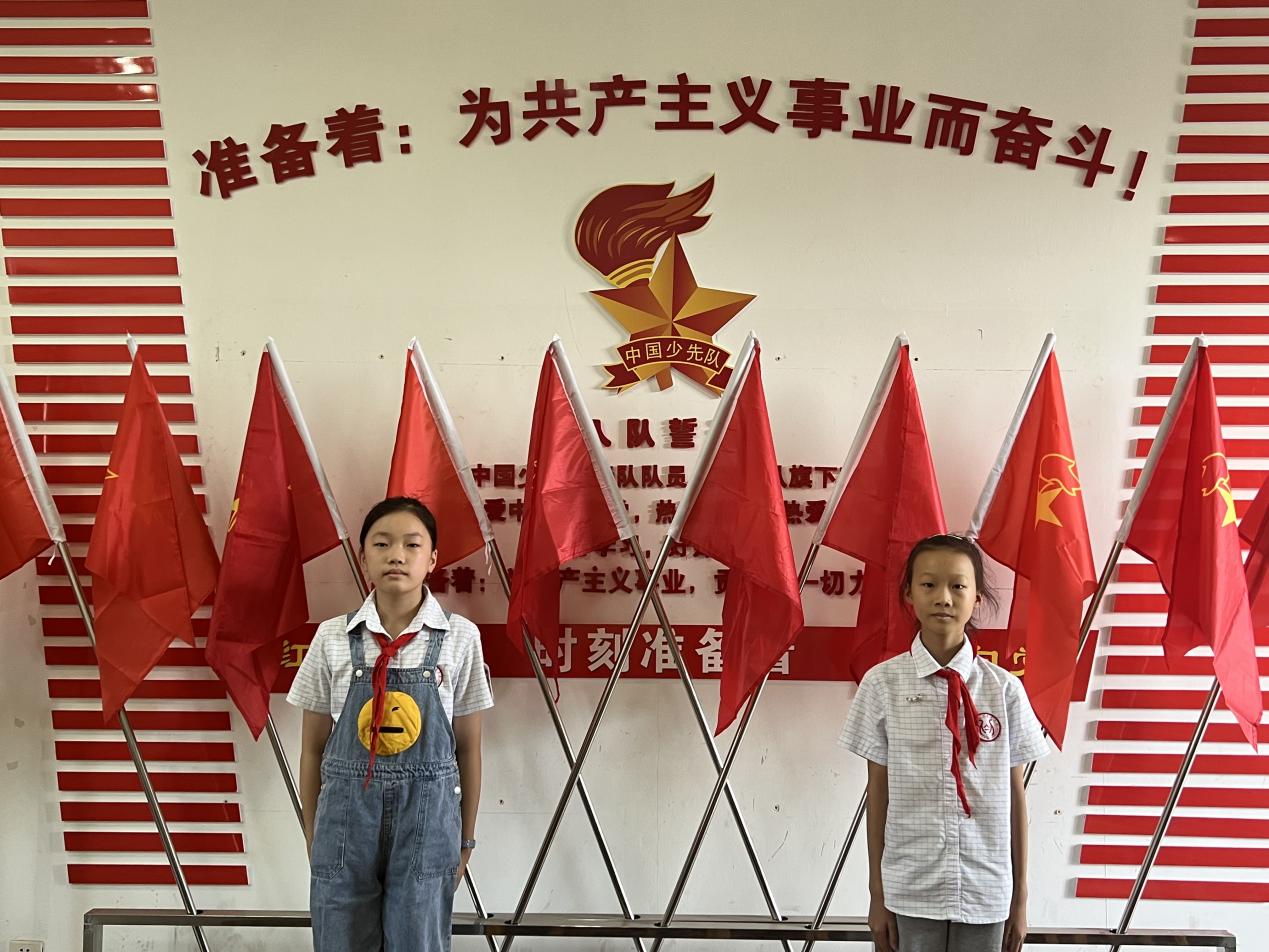 【丁香汉声·学生成长营】文明礼仪从点滴小事开始_html_m4cb04e67.jpg