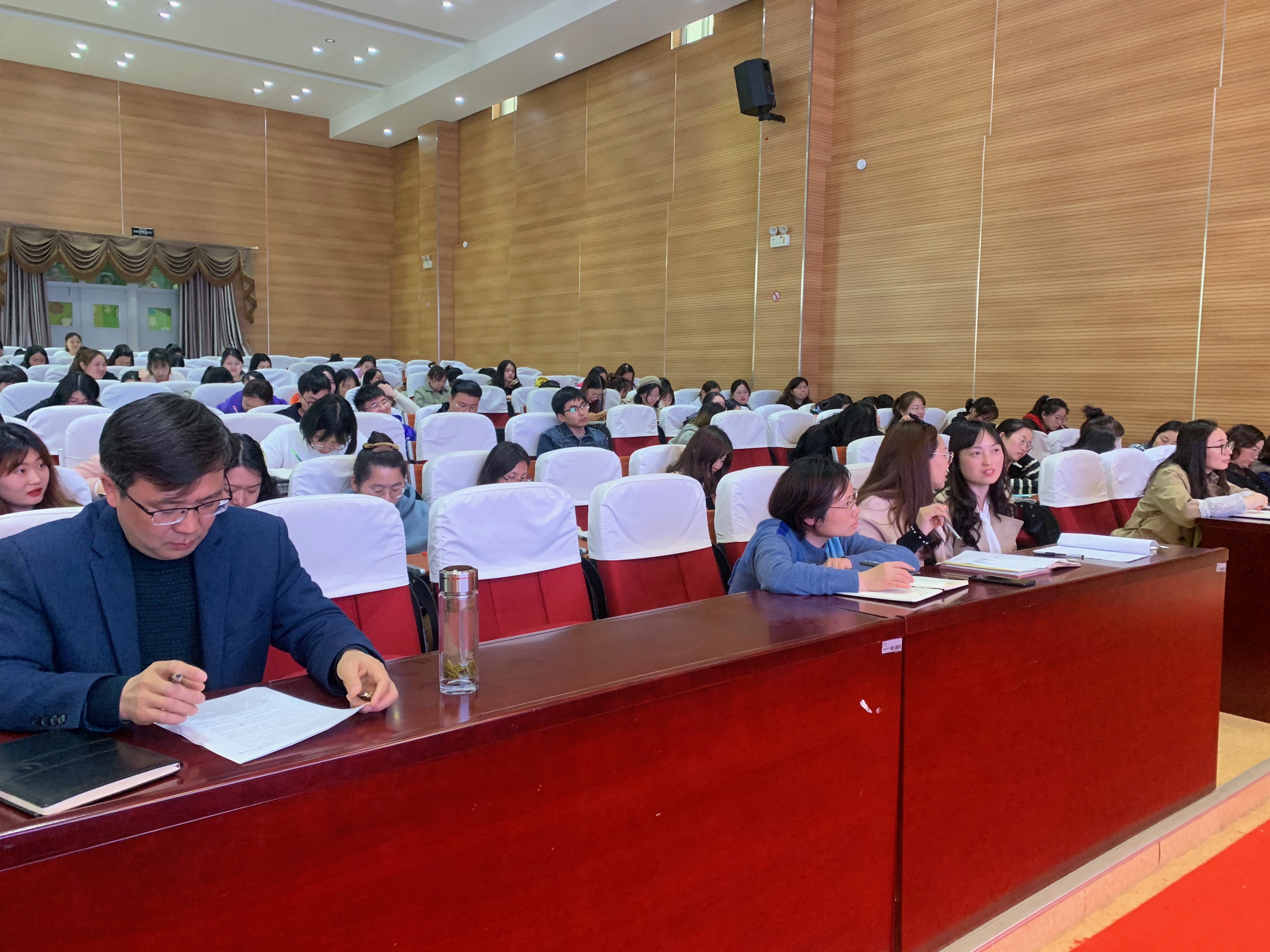 3.30丁家庄小学三月份教学工作会议 报道_html_m32eb9cf8.jpg