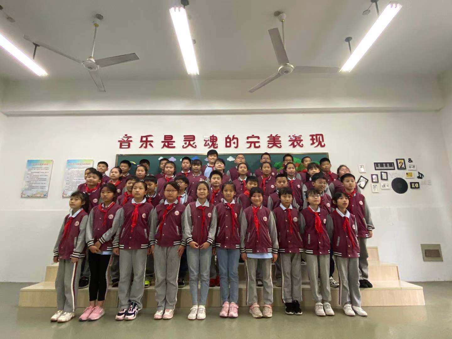 大美汉声 音乐组唱歌比赛活动报道_html_6f1cc2c8.jpg