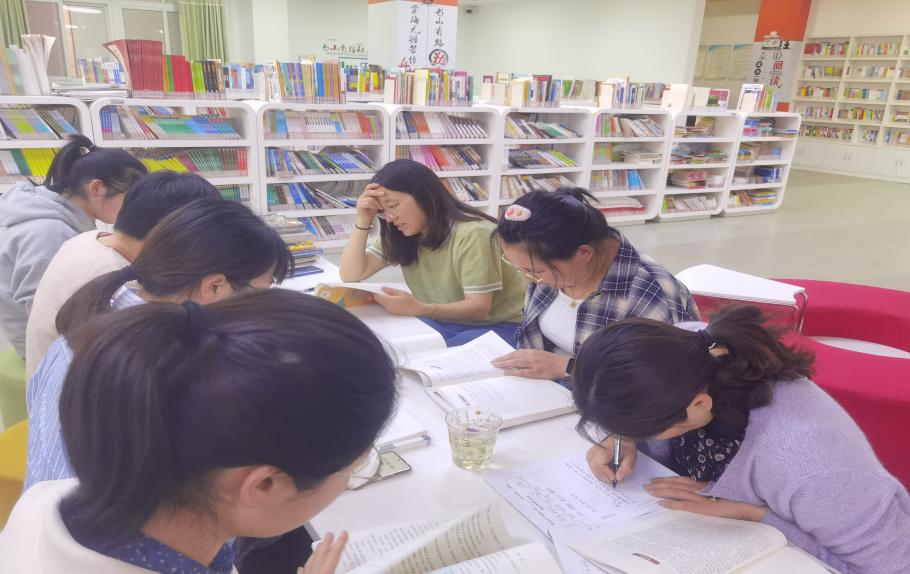丁小语文备课活动  韦淑芳_html_m4c3bee1d.jpg