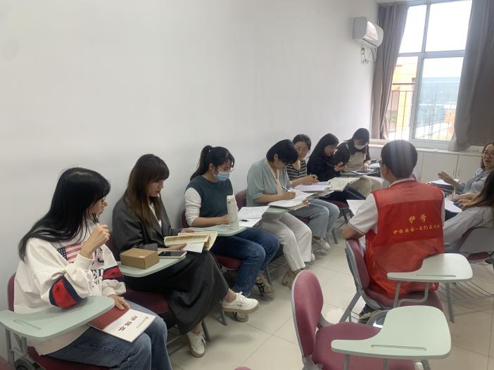 五语教研活动报道_html_m16107e83.jpg