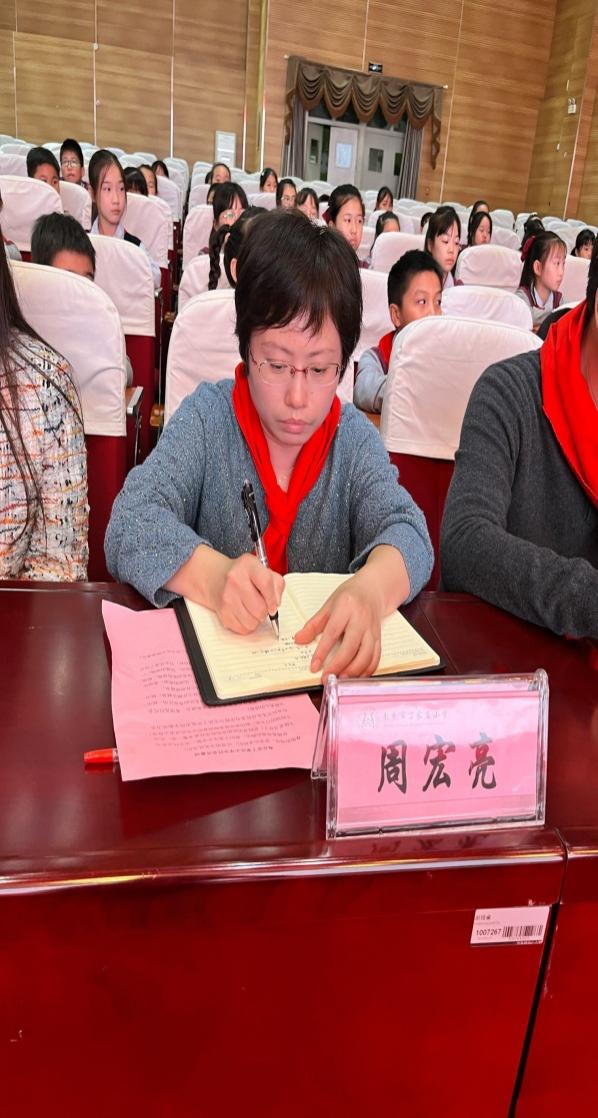 喜迎少代会_html_22dd10af.jpg