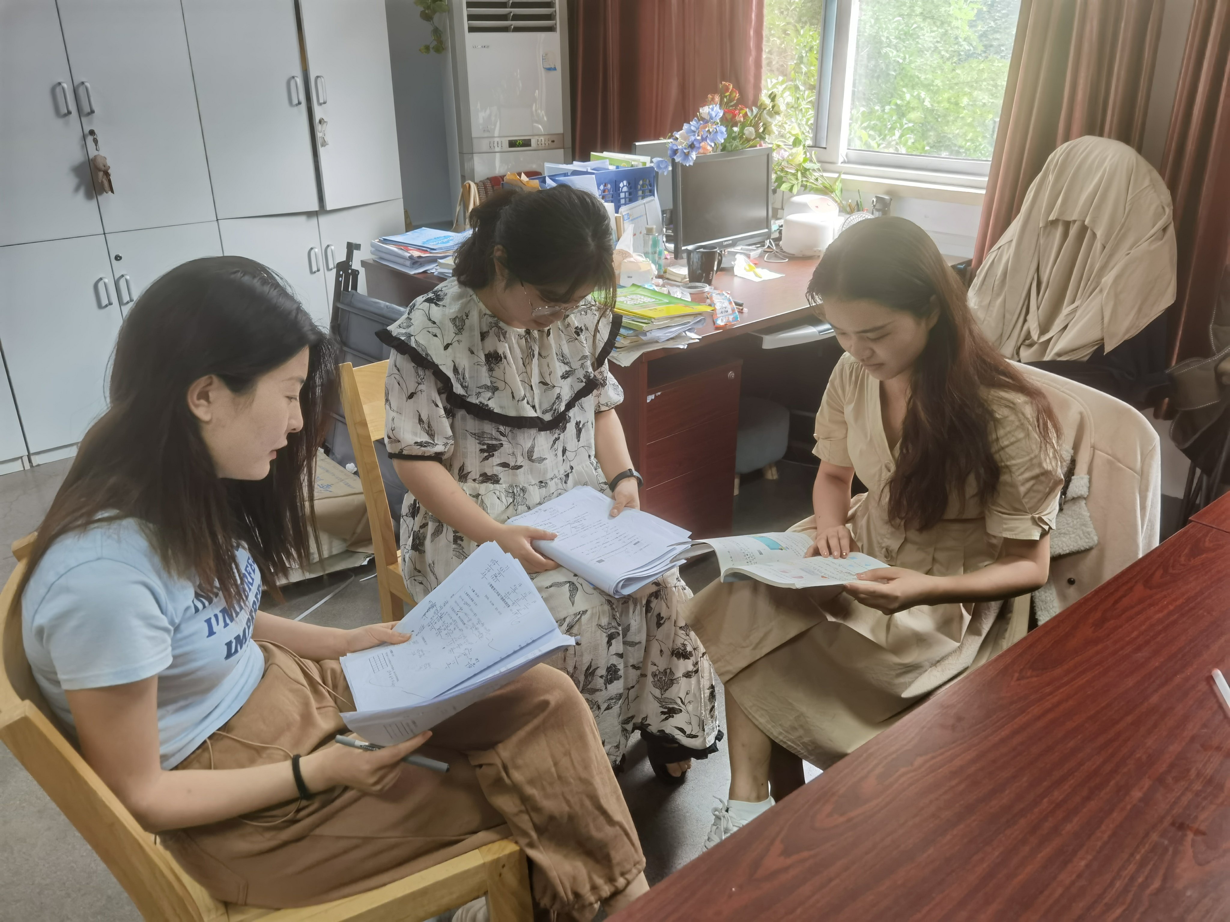 【丁香汉声】 初心如磐 笃行致远_html_m73b68fe1.jpg