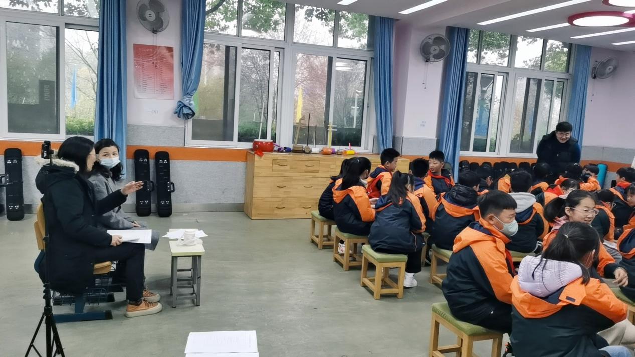 迈小教育集团2023年青年教师亮课活动报道_html_m2b55d0bb.jpg