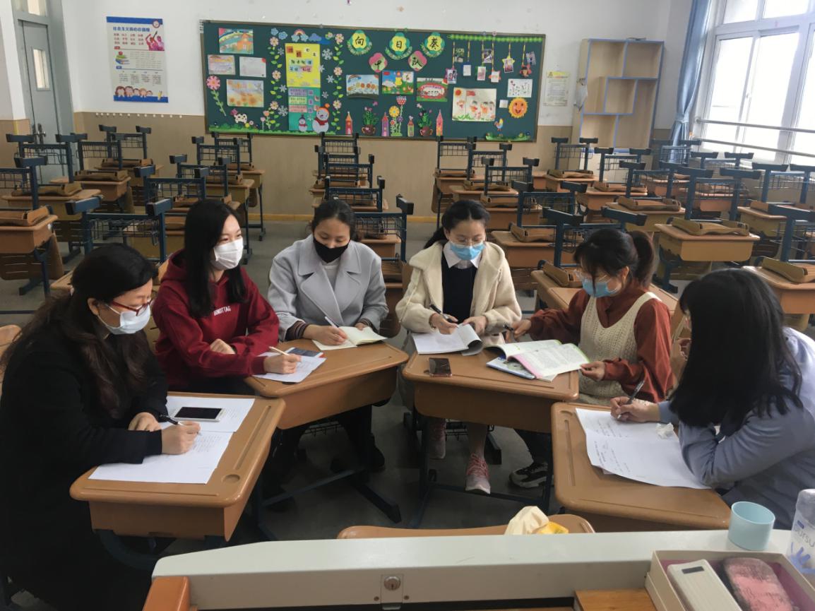 科学组_html_m7593e7f3.jpg