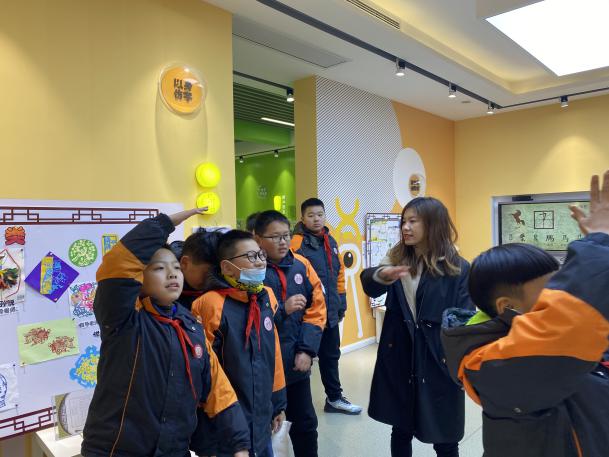 210116魅力社团，向美而行_html_6fb43d80.jpg
