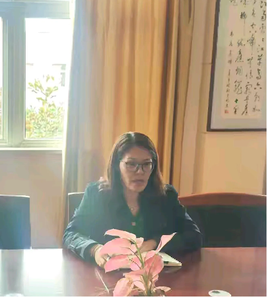 【江韵先锋】读好《论教育》 当好教育人——南京市栖霞区长江小学开展专题学习活动_html_m7f3ec6ce.png