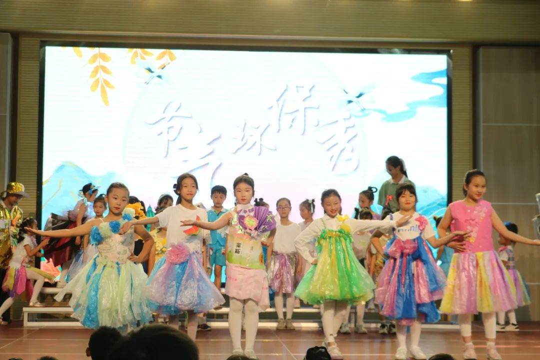 国庆_html_38527e69.jpg