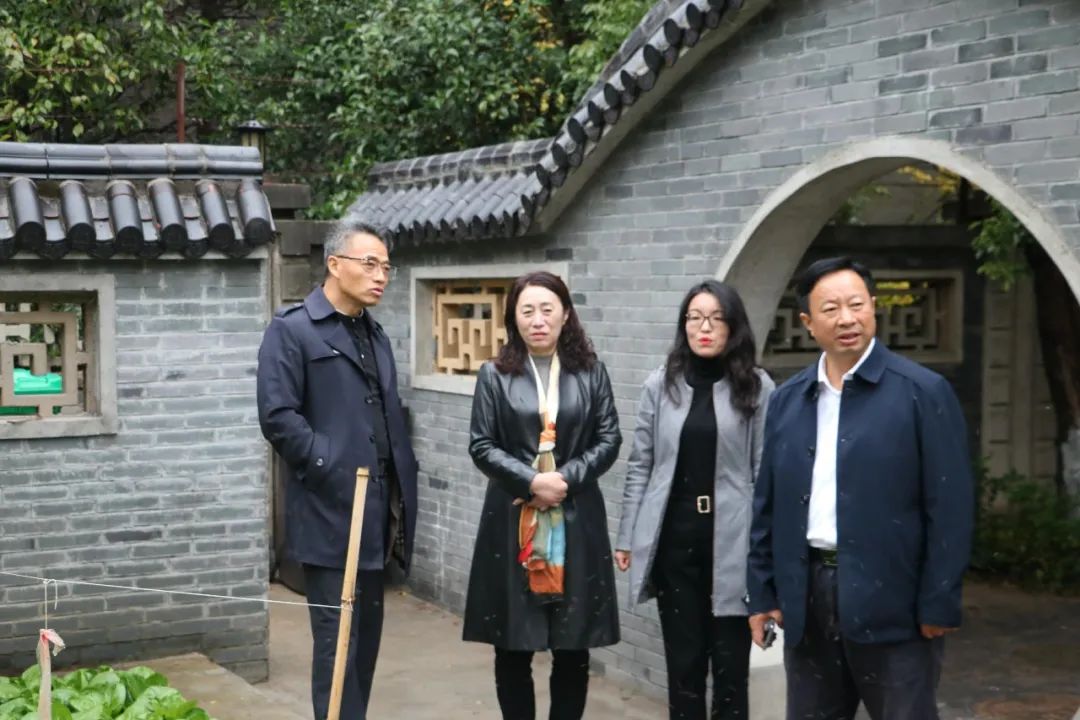 名家_html_2338a99b.jpg