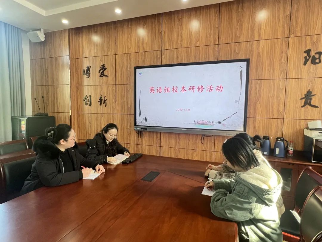 英语小本8_html_m2da2e443.jpg