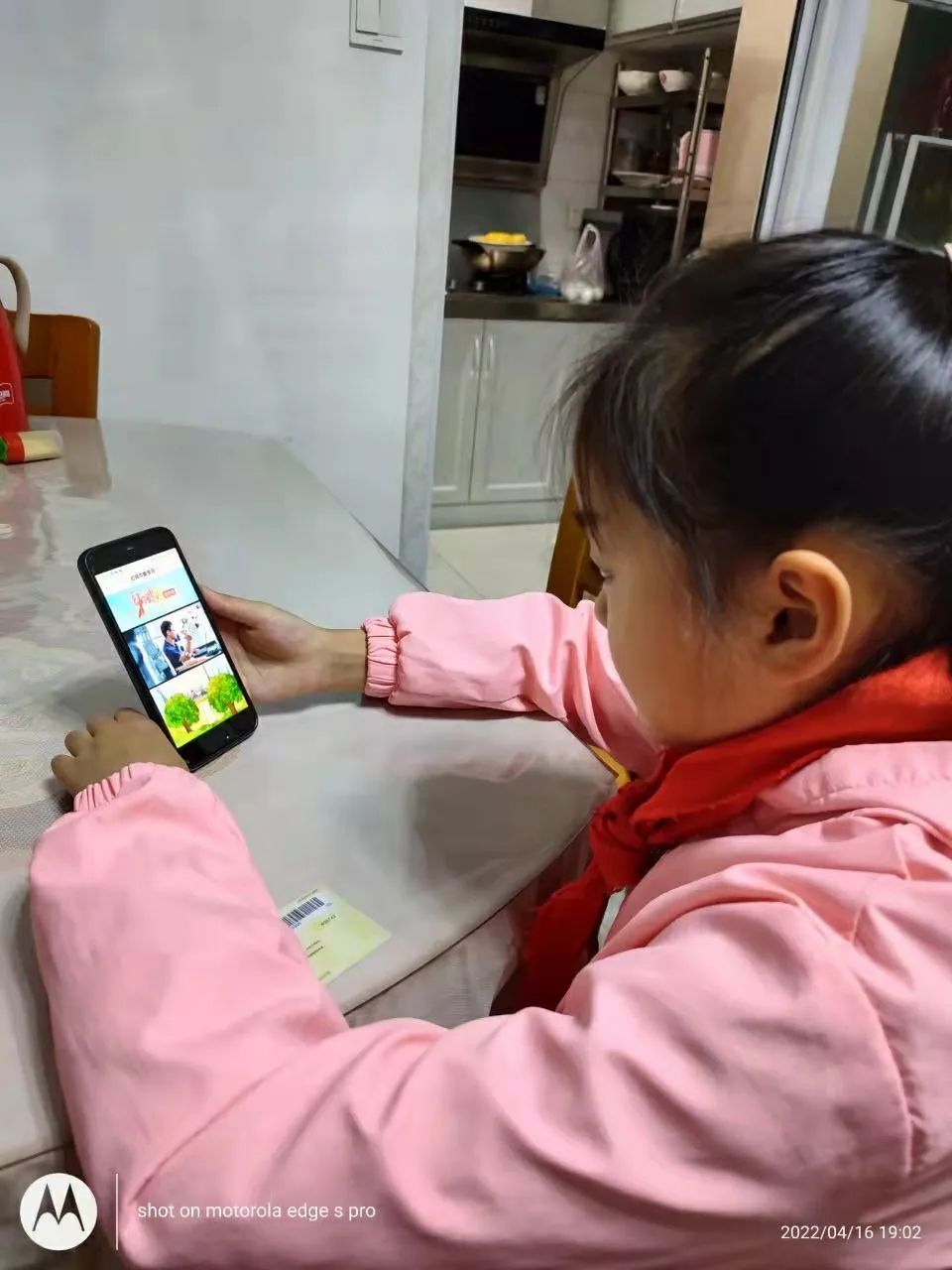 联播_html_4762f16.jpg