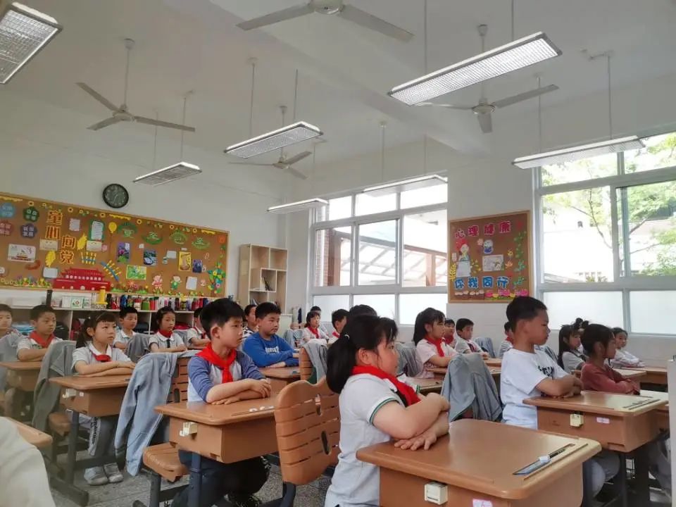 心理周_html_mbe47a12.jpg