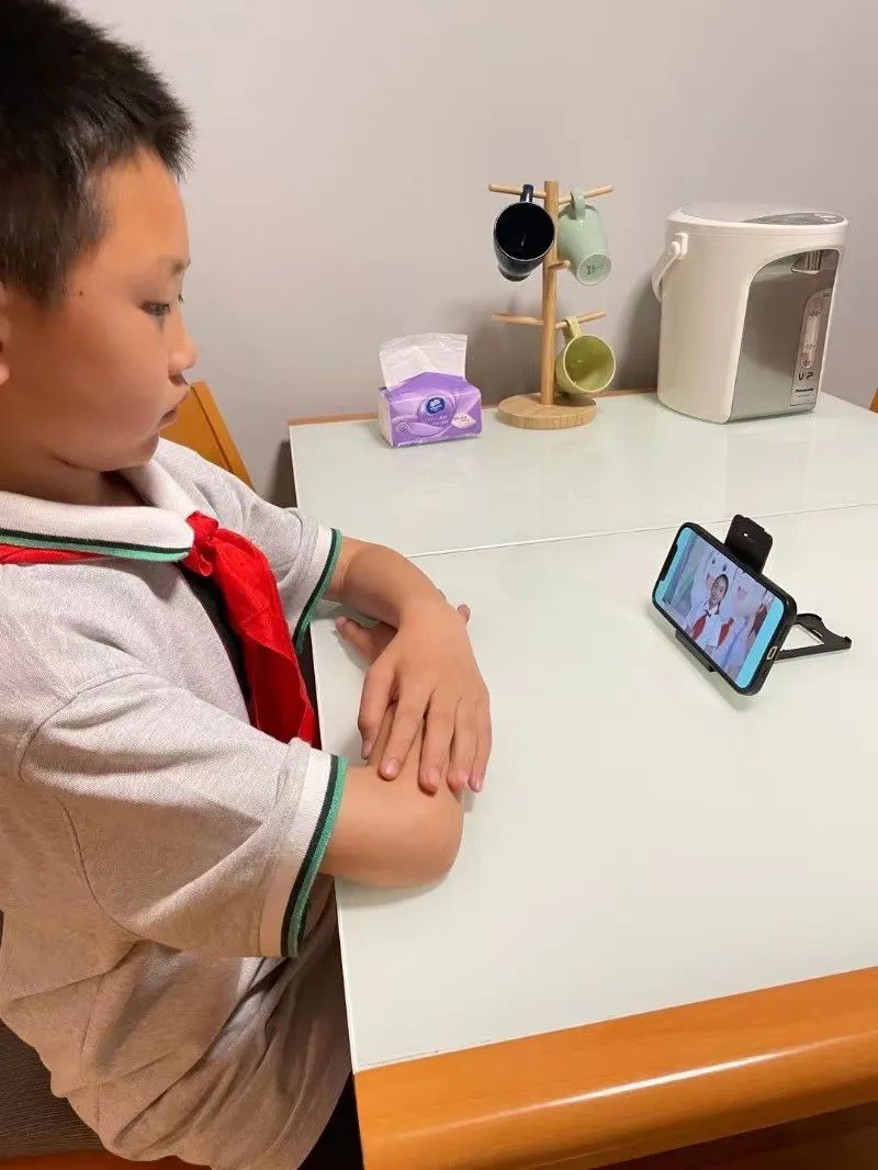 主题云_html_m2db0907.jpg