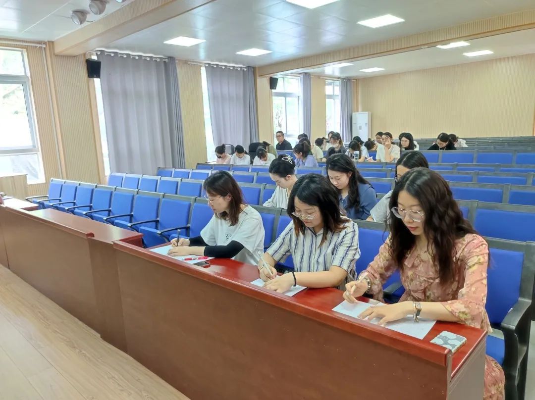 语文知心课堂_html_m6d4d6b0a.jpg